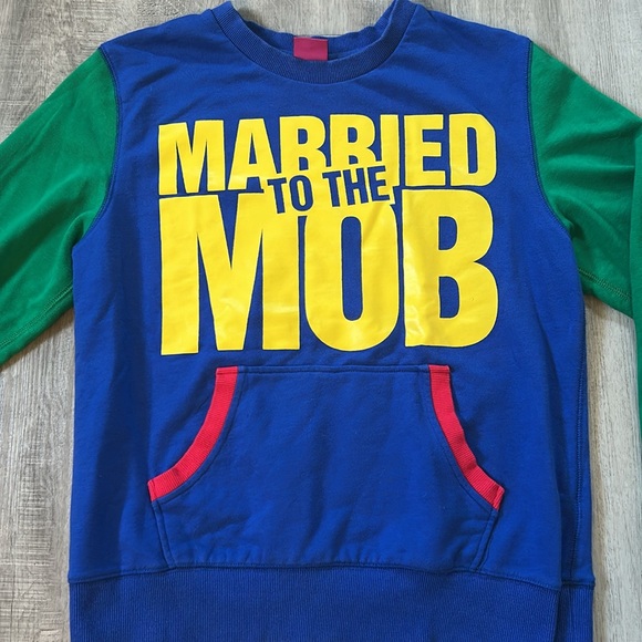 Married to the Mob Crewneck Sz Large - Picture 2 of 5